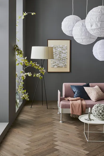 Hovedbilde Fiskebensparkett Tarkett Segno Eik Old Grey